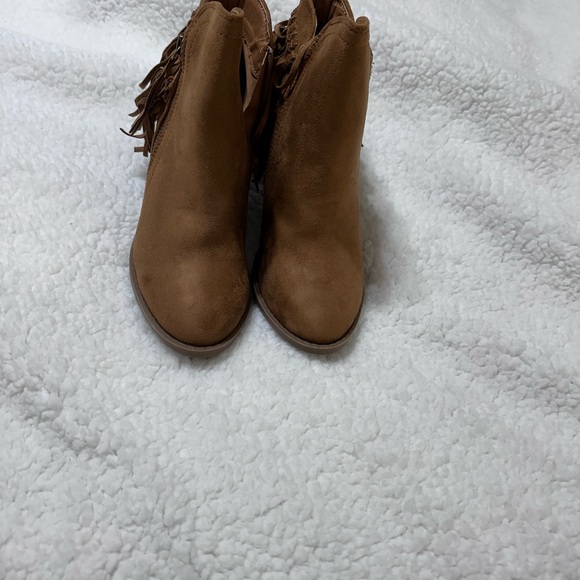 Brown boots - Picture 2 of 3